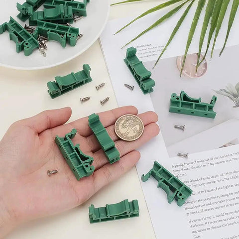 Heavy Duty 20 Pack C45 DIN Rail PCB Mounting Bracket Clips For 35mm Or 15mm Circuit Boards Carrier Holders in hand with screws