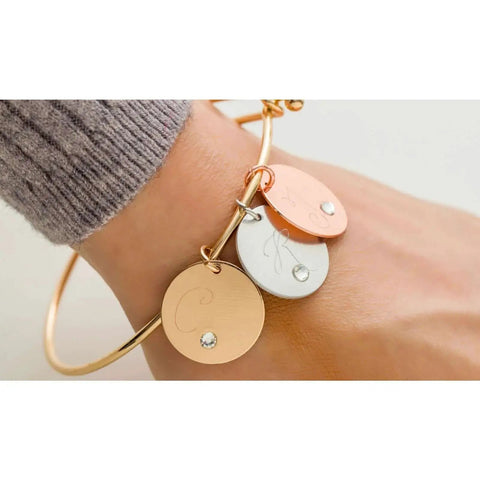 Pro Grade Engraving Tip With QuickSwap Housing And Premium Carbide Steel for jewelry engravings on metal tag bracelets.