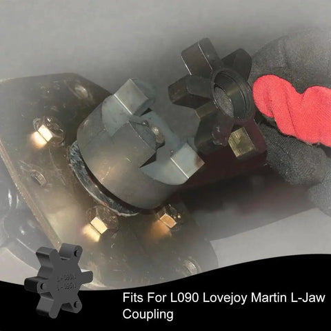 L090 3-Piece L-Jaw Coupling Set With Buna N NBR Rubber Spider For Log Wood Splitter, showing installation view