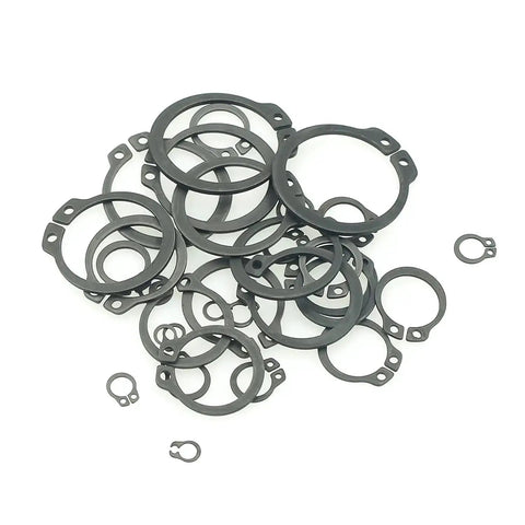 External Retaining Ring Kit With 320 Pieces In 15 Metric Sizes From 4mm To 28mm C Clips Assortment For Shafts Carbon Spring Steel With Black Phosphate Finish Durable, Easy To Use, Great For Quick Fixes And Everyday Projects on white background