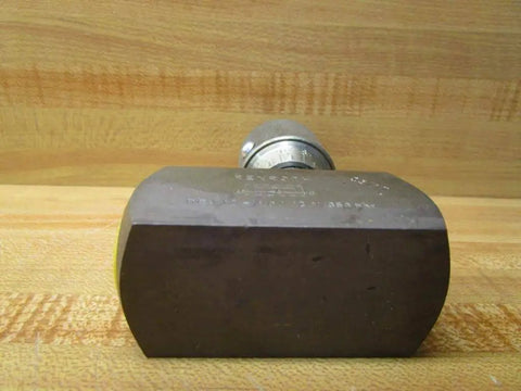 Rexroth Bosch DRV12-1.0/12V flow control valve, industrial grade, two 1/2-in NPT ports, close-up of base and side view
