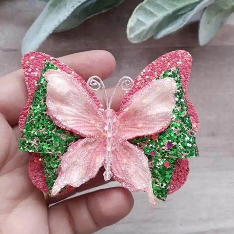 1 Set Butterfly Bow Tie Metal Die Cuts For DIY Scrapbooking And Card Making, Christmas Bowtie Hair Bow Cutting Dies in use