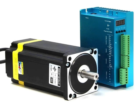 Pro Grade Stepper Servo Closed Loop Motor And Digital Display Drive Set, 12.5 Nm Torque With Encoder 1000 Line in close-up view