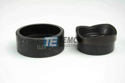 One And A Half Inch Conduit Punch And Die Set For Hydraulic Knockout Driver 3/4 Inch 16 Thread shown front view