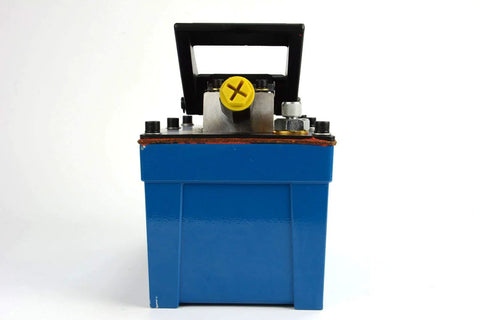 Air hydraulic pump power pack unit with blue housing and yellow cap, 10,000 psi capacity
