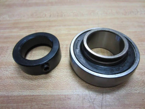 Single KH206-30 Narrow Inner-Ring Eccentric Collar 30 mm bearing insert with locking sleeve on table