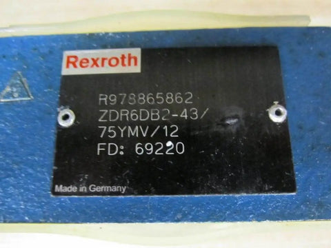 Close-up of Bosch R978865862, ZDR6DB2-43/75YMV/12 Sandwich Plate Pressure-Reducing Valve, size 6, featuring label details.