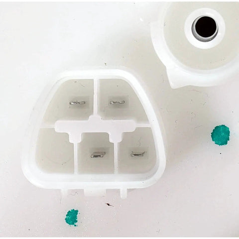 Close-up of connector on Fuel Pump With Sending Unit For Toyota Sienna 2011 2016 Gas Electric In Tank Module 3.5L Replacement No Brainer Install