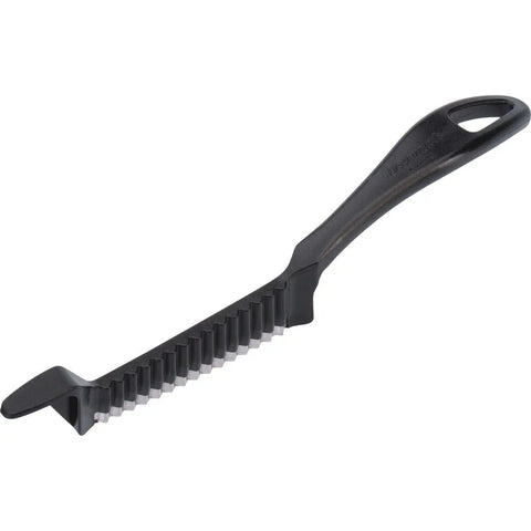 Garnetta Crinkle Cutter for zigzag slices with stainless steel blade, black handle, perfect for cheese and veggies, made in Germany.