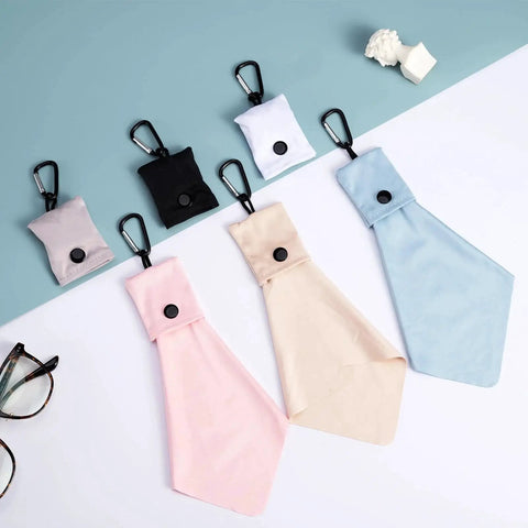 6 Pack Microfiber Cloths For Glasses Screens Jewelry And Phones Keychain Pouch with carabiner clips and soft fabric