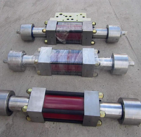 Red Stainless Steel Modern Waterjet Intensifier Pump 380Mpa High Pressure 60k Beefy Output Complete Intensifier Assemblies 0105583