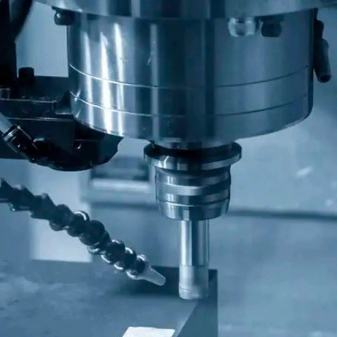 Close-up of Beefy Straight Collet Milling Chuck Holder For MT4 ER32 Extension Rod With Straight Shank CNC Lathe Tool in use