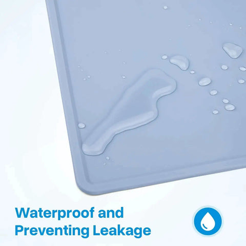 Close-up of water-resistant Silicone Resin Printing Mat 400x300mm 2.8mm Thick For LCD 3D Printers, showing spill-proof surface.