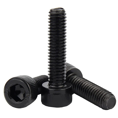 Close-up view of 100 Pieces M5 Hex Socket Head Cap Screws Bolts Set, Black Oxide Finish, Grade 12.9 Alloy Steel, Fully Threaded, 0.8mm Pitch.