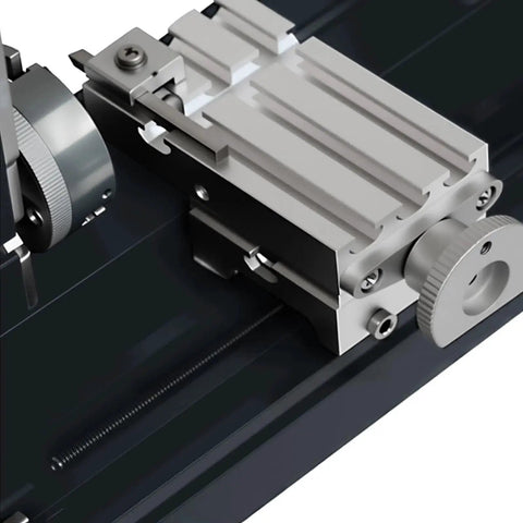 All Metal Mini Lathe For Hobbyists With 20000 RPM And 36W Power 12V 3A Motor 110 240V Switchable Supply 30mm Max Turning Diameter Didactic Metal Lathe Machine For Woodworking Crafts ZHRUI, close-up view