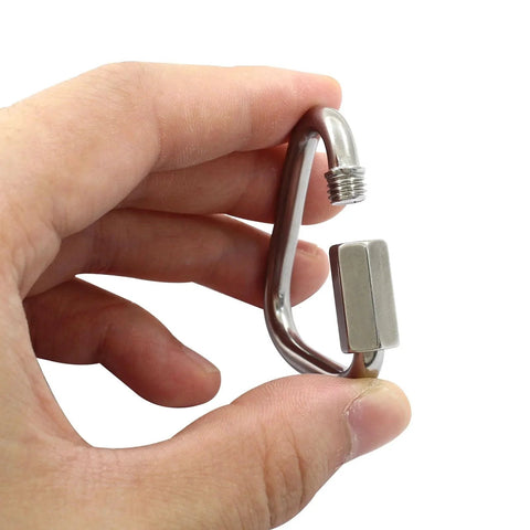 Person holding M5 Delta Quick Links Triangle 3 16 Inch 4 Pcs 316 Stainless Steel Triangle Locking Quick Connectors with open screw
