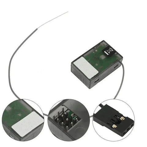 SR3100 2.4GHz DSM2 3 Channel Surface Receiver for DX3R DX4C DX5C Transmitters, front view, detailed ports and antenna.