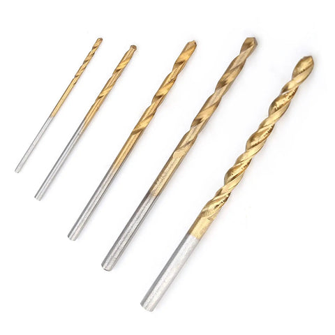 Close-up of five different sized drill bits from the 50 Piece High Speed Steel Twist Drill Bit Set With Straight Shank For Metal Wood Plastic DIY Drilling Projects, Durable HSS Bits With Emery Coating, Five Popular Bit Types, Lightweight And Compact, Great For Pros And Home Use set, showcasing straight shank and emery coating.
