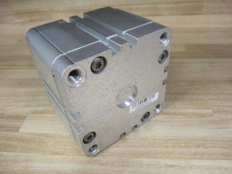 Bosch Rexroth Cylinder 0822-397-205 hydraulic cylinder showing NPT end threads on wooden surface.