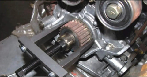 2 Jaw Bearing Puller Adjustable 30mm to 90mm removing gear from machinery component, made from heat-treated steel