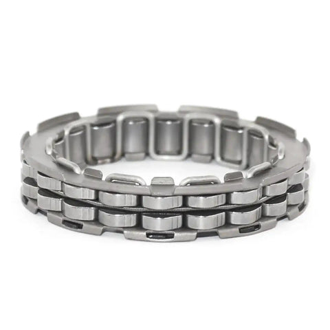 One Way Clutch Bearing For Motorcycle Start System Overspeed Overrunning Bearing For AP650 1997 2000 in close-up view