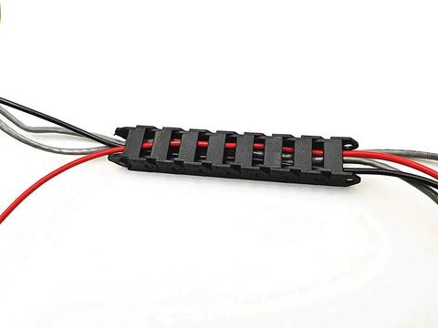 Black Plastic Wire Carrier Cable Drag Chain 1M Length For CNC holding multiple cables, internal 10x20mm, external 15x27mm, black and red wires