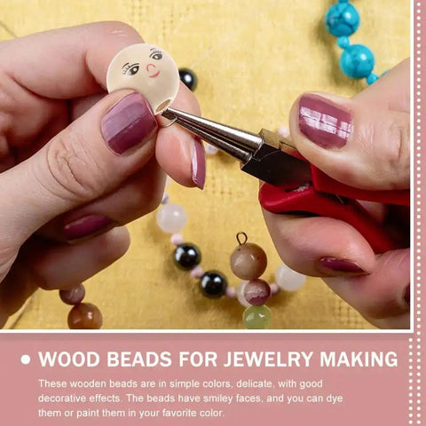 Crafting with Round Wooden Smile Face Beads Set, 50 Pieces Doll Head Wood Beads, Loose Beads, Round Spacer, 14mm Diameter