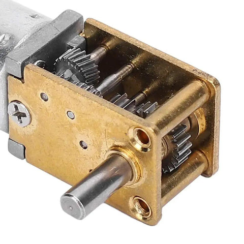 Close-up of Mini Gear Motor 6V 35 RPM High Torque Brush DC Gear Motor Micro Geared Electric Motor for DIY projects and robotics
