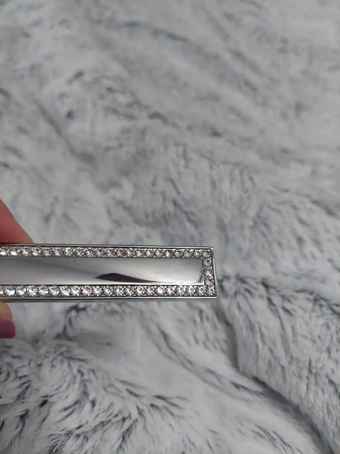 Close-up of zinc alloy crystal cabinet pull handle with 1-inch screws, part of Crystal Cabinet Pulls 4 Pack, showing crystal detailing.