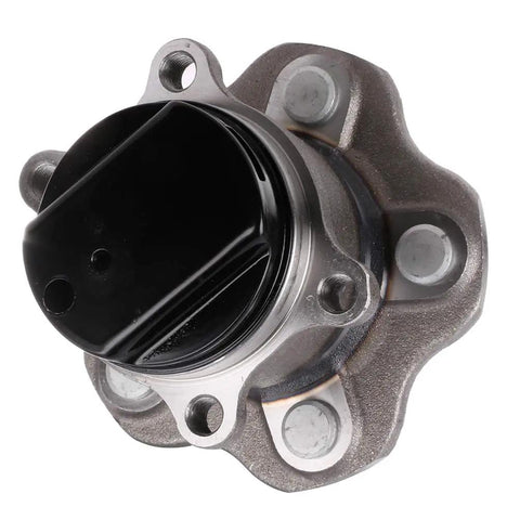 Close-up of rear wheel bearing and hub assembly all in one for Nissan Qashqai 2017 2019 Rogue 2014 2019 and Rogue Sport 2017 2019