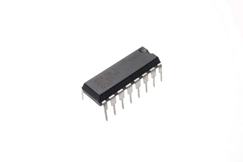 L293D 16 Pin IC Stepper Motor Driver Controller single piece showing pins and black casing, for high voltage high current applications.
