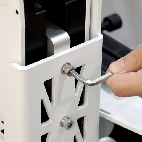 Using 4mm L-shaped wrench from Four Piece Square Head Wrench Set With L Shaped Elbow Wrenches For Pocket Hole Screws