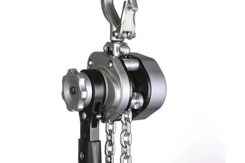 Close-up of Compact Half Ton Chain Lever Hoist Come Along With 1100 Lbs Capacity And 10 Ft Lift Chain, showing durable materials and design.