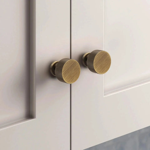 Antique Brass Cabinet Knob And Drawer Pulls Set Vintage Dresser Hardware Solid Brass Construction With Antique Brass Finish