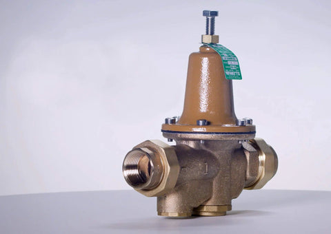 Watts LF25AUB-Z3 water pressure reducing valve with brass body and NPT female unions, 3/4 inch, polymer seat
