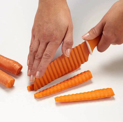 Stainless Steel Crinkle Cut Knife Wave Slicer For Veggies And Potatoes Large Crinkle Cutter For French Fries Easy And Fast Crinkle Cuts With Soft Grip Handle And Safety Cover Dishwasher Safe slicing carrots