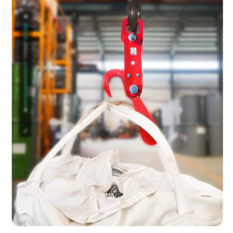 One Ton Alloy Steel Forging Automatic Disengaging Hook Rigging Ring Eye Hook For Chemical Industry with white lifted load