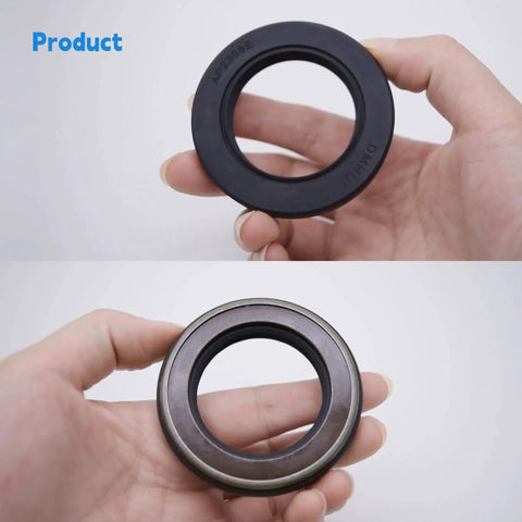 High Pressure Radial Shaft Seal For Hydraulic Pumps And Excavators With TCN Type Design And NBR Lip 40x62x11mm in hand view