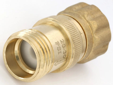 Lead-free brass water pressure regulator for drip irrigation, adjustable 20–30 psi, 3/4 in hose thread.