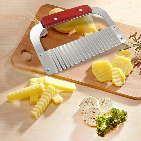 Stainless Steel Crinkle Cutter For Vegetables And Fruits, Wavy Chopper Knife With Wood Handle cutting potatoes on board