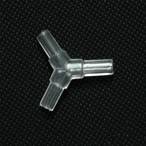 Clear plastic aquarium airline tubing Y-connector, 3-way splitter for 3/16 in air hose (front view)