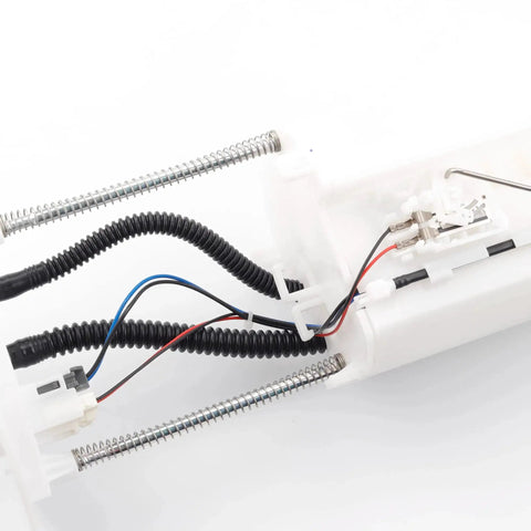 Close-up of Fuel Pump Module For Toyota Tacoma 2005-2016 2.7L Engine And 2005-2015 4.0L V6 Engine Pickup Replaces 77020-04060 77020