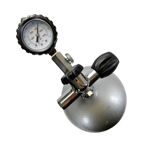 Scuba tank pressure gauge with DIN valve mounted on a silver cylinder, 5000 PSI/350 BAR dial