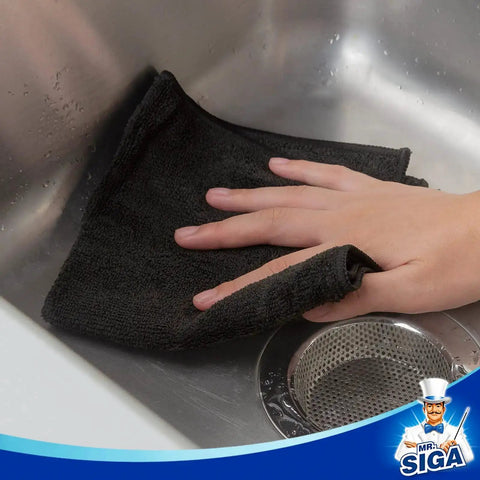 Using All Purpose Microfiber Cleaning Cloths Pack Of 12, Ultra Soft, Killer Streak Free And Scratch Free Rags on kitchen sink