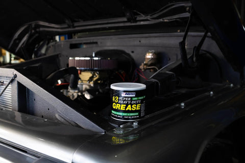 Masters Heavy-Duty No. 3 Wheel Bearing Grease, 16 oz, Sodium-Based Multi-Purpose Lubricant For Severe Conditions in car engine bay.