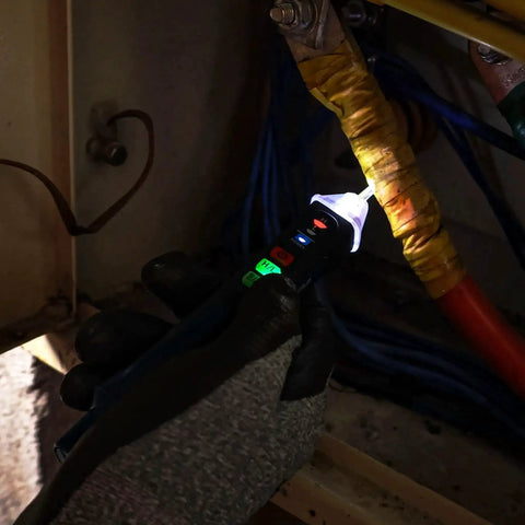 Non Contact Voltage Tester With Alarm And Flashlight LCD Display Dual Range Sniffer testing electrical wiring