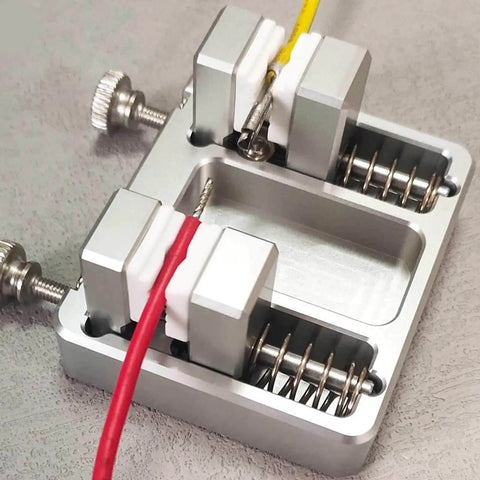 Adjustable Welding Wire Fixture Clamp with thickened aluminum construction for precise PCB soldering and fixturing antislip ceramic grips 6061 aluminum bracket.