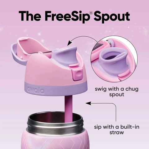 Close-up of FreeSip Insulated Stainless Steel Water Bottle With Straw For Sports And Travel On The Go 32 Oz BPA Free Push Button Lid