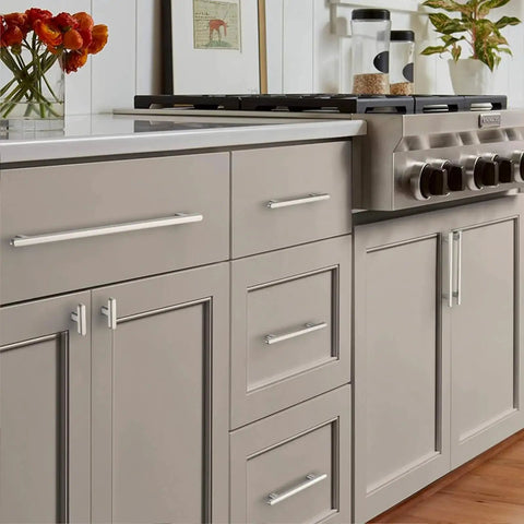 Kitchen cabinets with 10 Pack Brushed Nickel Cabinet Knobs Satin Nickel Drawer Pulls For Kitchen Cabinets Bathroom Cupboards And Dressers Easy Install Rustproof Non Toxic Solid Metal Hardware CK0084 installed.