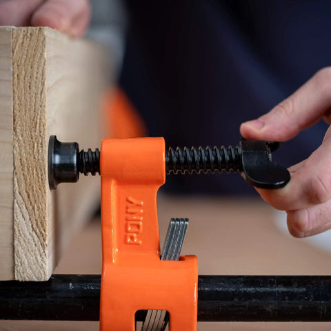 Close-up of Pro Grade Deep Reach Clamp And Spreader Fixture For Three Quarters Inch Pipe With Two And A Half Inch Reach Micro Adjustable Tightness